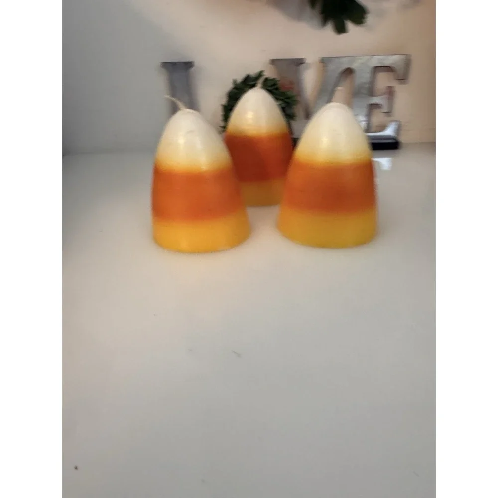 Vintage 1980s Halloween Rare‎ Candy Corn Candles Unused Yellow Orange White 4